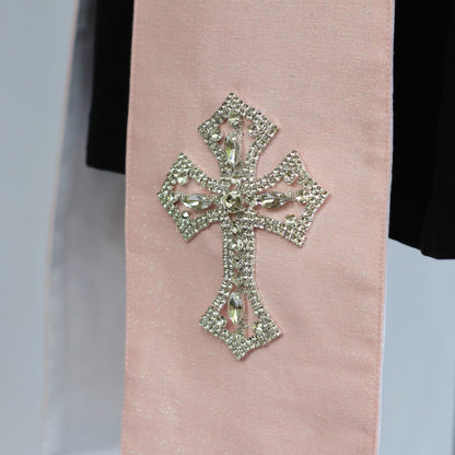 Estola brillante de color chicle de Deacon para el clero con cruces de diamantes de imitación - Precio de liquidación